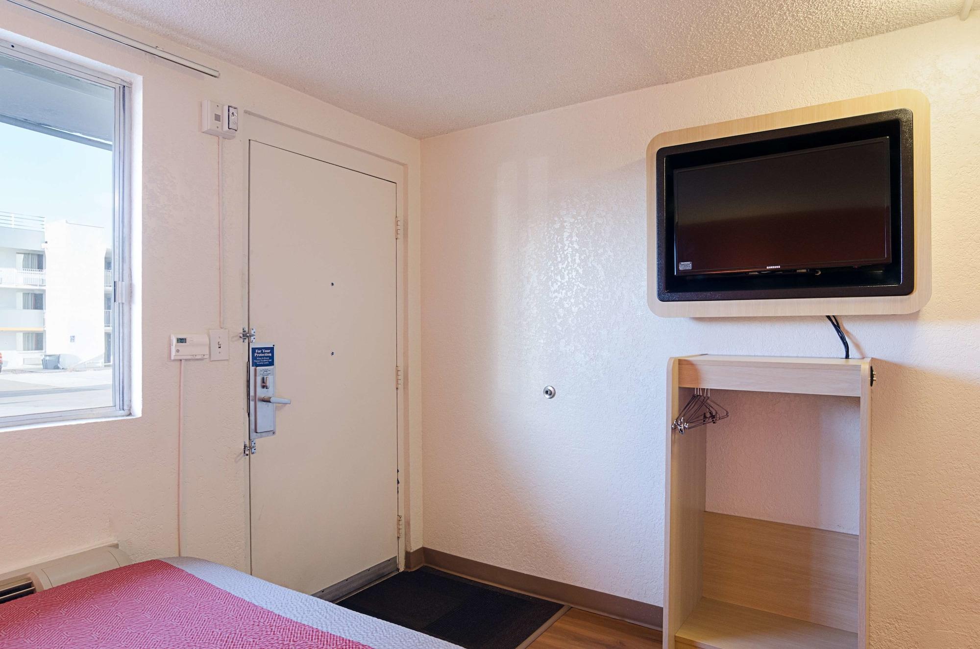 Motel 6- Denver, Co Downtown Екстер'єр фото